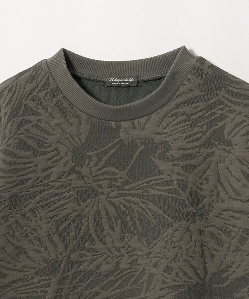 A DAY IN THE LIFE UNITED ARROWS(アデイインザライフユナイテッドアローズ)の「パフジャガード クルーネックプルオーバー<A DAY IN THE LIFE>(Tシャツ/カットソー・レディース・モカ/オフホワイト/ブラック・FREE)」の5枚目の写真