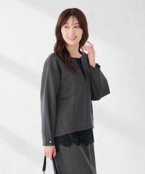 a.v.v(アーヴェヴェ)の「レース ヘム ロンT(Tシャツ/カットソー・レディース・ホワイト/ブラック・38/40)」の3枚目の写真