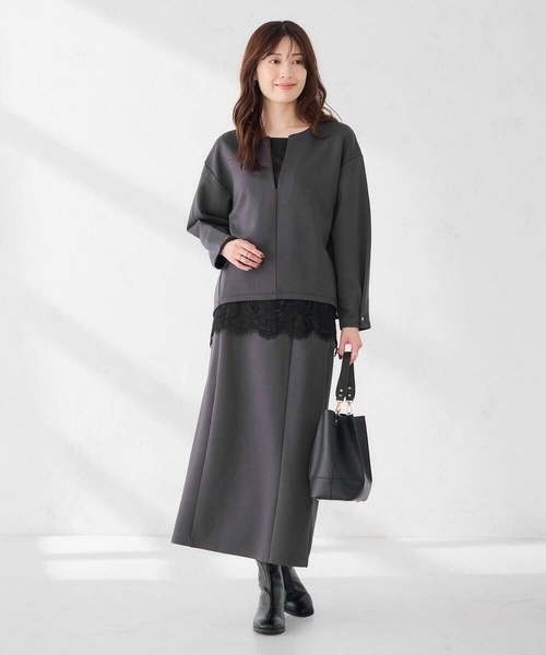 a.v.v(アーヴェヴェ)の「レース ヘム ロンT(Tシャツ/カットソー・レディース・ホワイト/ブラック・38/40)」の4枚目の写真