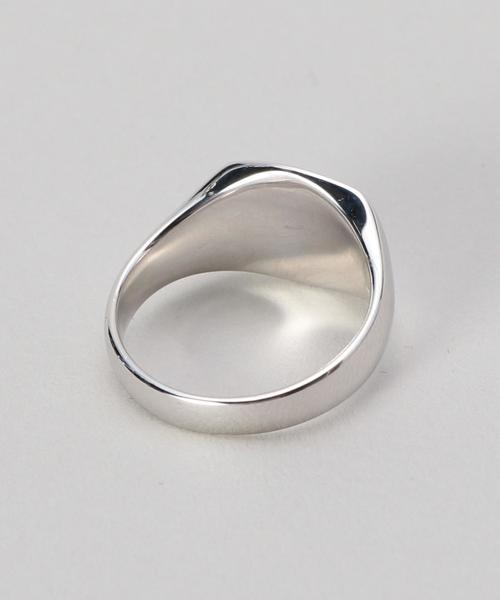 BEAUTY&YOUTH UNITED ARROWS（ビューティーアンドユースユナイテッドアローズ）の「＜TOM WOOD＞ MINI SIGNET RING/リング □□¨（リング・メンズ・シルバー・SMALL）」の2枚目の写真