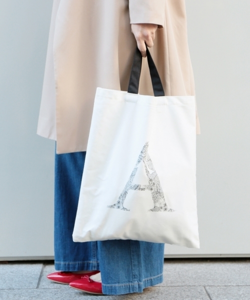 LEPSIM(レプシィム)の「レプシィムイニシャルトートバッグSS 745137(トートバッグ・レディース・R/S/A/Y/その他/M・ONE SIZE)」の3枚目の写真