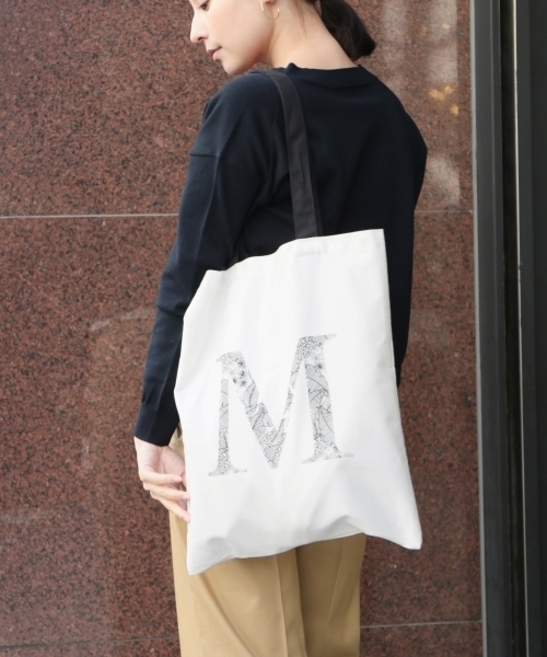 LEPSIM(レプシィム)の「レプシィムイニシャルトートバッグSS 745137(トートバッグ・レディース・R/S/A/Y/その他/M・ONE SIZE)」の4枚目の写真