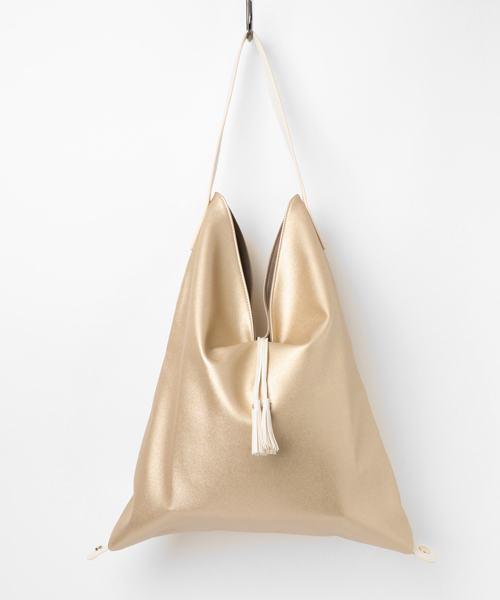 LBC(エルビーシー)の「メタリック2WAYワンショルダーバッグ (ショルダーバッグ・レディース・オリーブ/GOLD /Silver・FREE)」の3枚目の写真