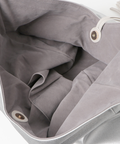 LBC(エルビーシー)の「メタリック2WAYワンショルダーバッグ (ショルダーバッグ・レディース・オリーブ/GOLD /Silver・FREE)」の7枚目の写真