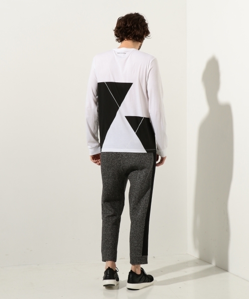 ARMANI EXCHANGE(アルマーニエクスチェンジ)の「【AXアルマーニ エクスチェンジ】サイドライン ジョガーパンツ(その他パンツ・メンズ・グレー・MEDIUM/LARGE/X-SMALL/SMALL/X-LARGE)」の12枚目の写真