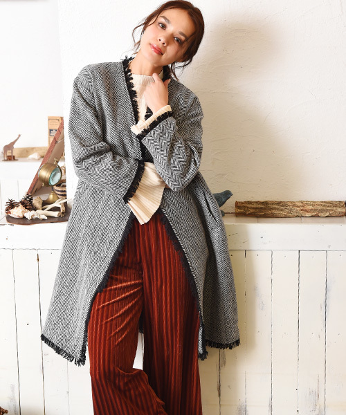 Luz Llena(ラズレナ)の「プリーツ風ベロアワイドパンツ(その他パンツ・レディース・ブラック/カーキ/オレンジ・MEDIUM)」の11枚目の写真