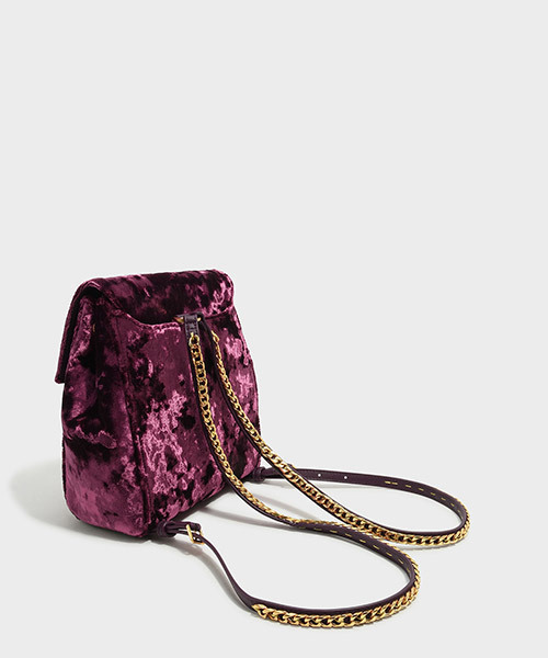 CHARLES & KEITH（チャールズ & キース）の「テクスチャードショルダーバッグ/TEXTURED SHOULDER BAG（ショルダーバッグ・レディース・ブラック/バーガンディー・M）」の10枚目の写真