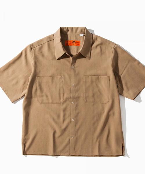 RED KAP（レッドキャップ）の「【別注】 ＜RED KAP＞ TW WORK SHORT SLEEVES SHIRTS ◆（シャツ/ブラウス・メンズ・ダークブラウン/ベージュ/マスタード/パープル/ダークグリーン・SMALL/LARGE/MEDIUM）」の2枚目の写真
