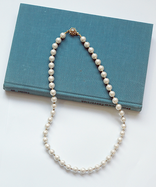 laboratory work（ラボラトリーワーク）の「ダブルパール 　ネックレス　【結婚式】（ネックレス・レディース・アイボリー/オフホワイト・フリー/MEDIUM）」の7枚目の写真