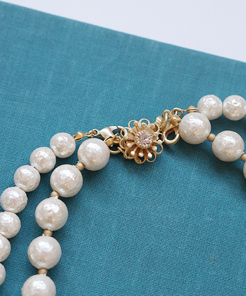 laboratory work（ラボラトリーワーク）の「ダブルパール 　ネックレス　【結婚式】（ネックレス・レディース・アイボリー/オフホワイト・フリー/MEDIUM）」の8枚目の写真