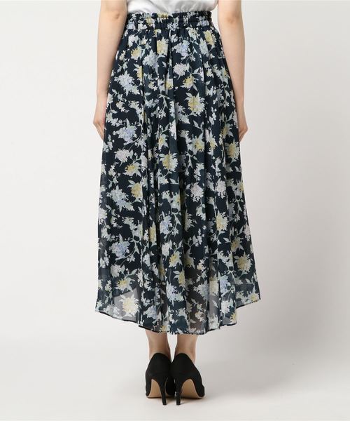 laboratory work（ラボラトリーワーク）の「花柄ロングスカート（スカート・レディース・ライトグレー/ネイビー/イエロー・MEDIUM）」の5枚目の写真