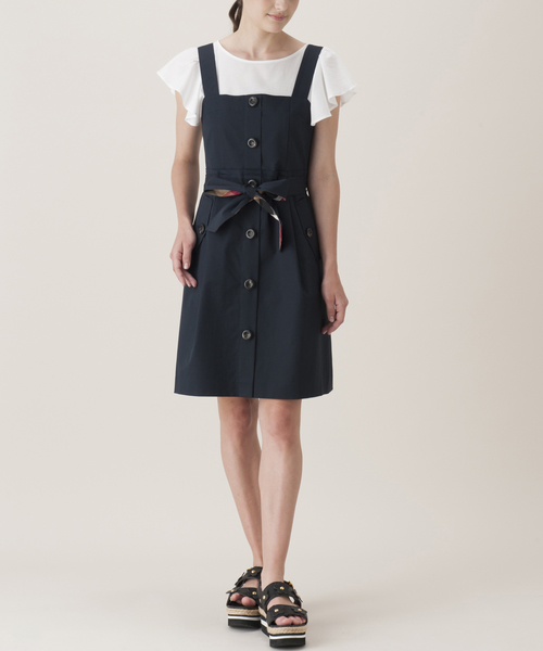 BLUE LABEL CRESTBRIDGE（ブルーレーベルクレストブリッジ）の