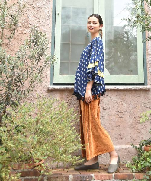 チャイハネ（チャイハネ）の「【チャイハネ】木版風プリントフレアスリーブブラウス（シャツ/ブラウス・レディース・ネイビー/ブラウン/マスタード・FREE）」の8枚目の写真