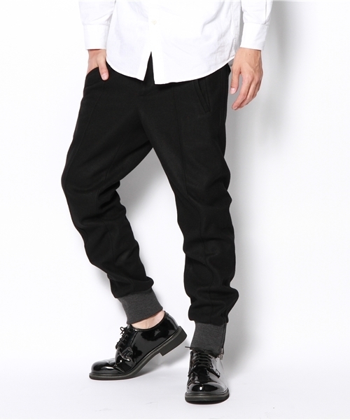 VIA BUS STOP(ヴィアバスストップ)の「WOOYOUNGMI パンツ(その他パンツ・メンズ・ブラック系/グレー系・44/46/48/50)」の2枚目の写真