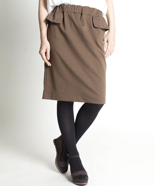 NANO universe（ナノユニバース）の「ペプラムフリルペンシルスカート（スカート・レディース・モカ/ブルー/ブラック/チャコール・FREE）」の4枚目の写真