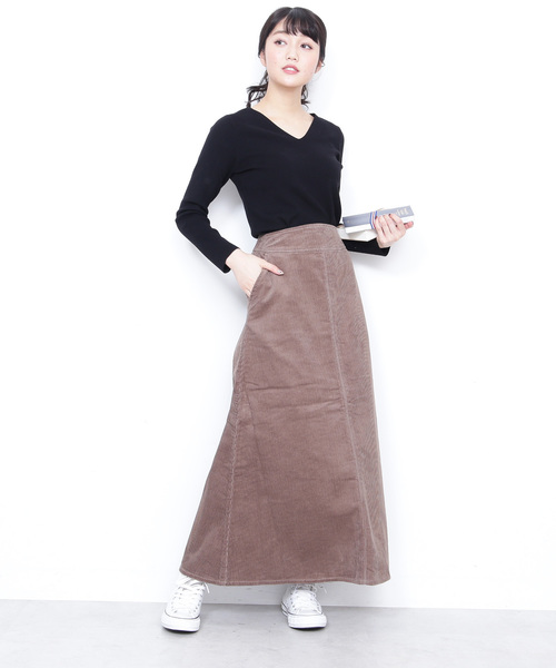 N.（N. Natural Beauty Basic）（エヌエヌナチュラルビューティーベーシック）の「ウォーム総針Ｖネックニット（ニット/セーター・レディース・ホワイト/ブラック/グレー/ホワイト系その他/パープル/ピンク・MEDIUM）」の20枚目の写真