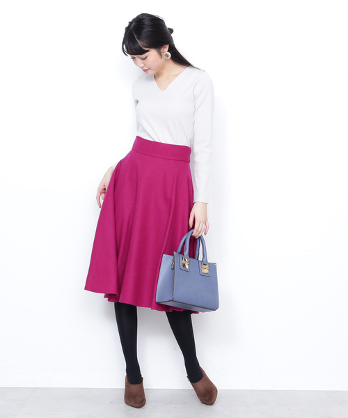 N.（N. Natural Beauty Basic）（エヌエヌナチュラルビューティーベーシック）の「ウォーム総針Ｖネックニット（ニット/セーター・レディース・ホワイト/ブラック/グレー/ホワイト系その他/パープル/ピンク・MEDIUM）」の13枚目の写真
