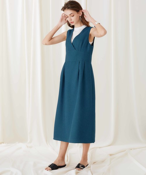 STUDIOUS（ステュディオス）の「【STUDIOUS】リネンライク カシュクールワンピース（ジャンパースカート・レディース・ブラック/ベージュ/エメラルド・1/0）」の13枚目の写真