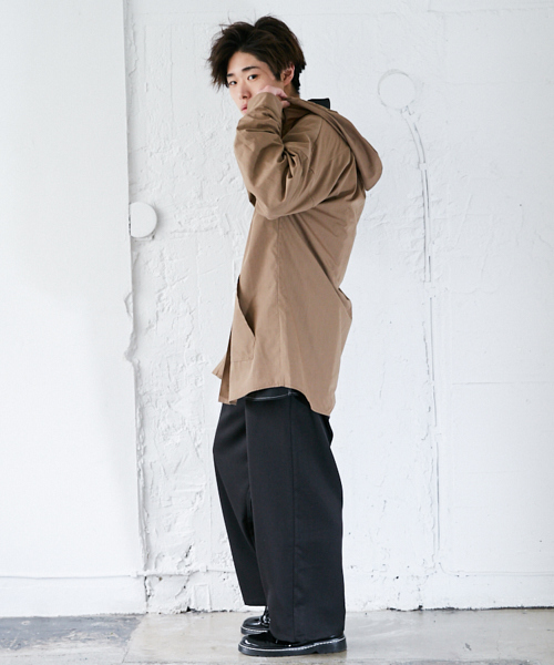 kutir（クティール）の「フードシャツブルゾン（ブルゾン・メンズ・ベージュ/ブラック・MEDIUM/LARGE）」の9枚目の写真