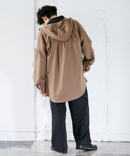 kutir（クティール）の「フードシャツブルゾン（ブルゾン・メンズ・ベージュ/ブラック・MEDIUM/LARGE）」の11枚目の写真