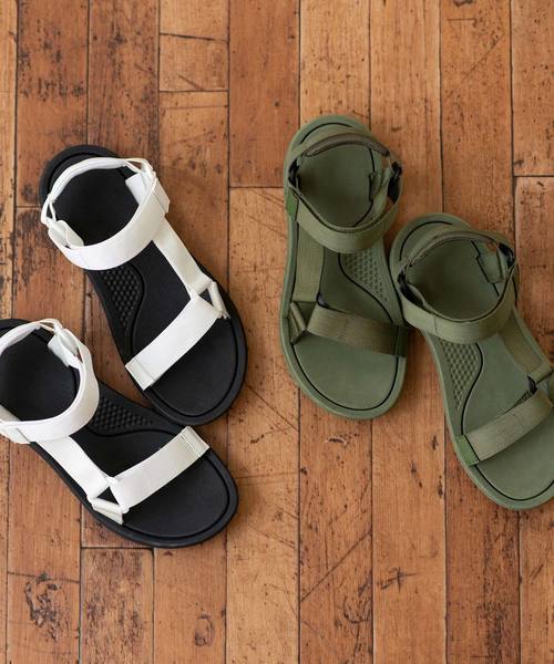 menue（メヌエ）の「シンプル ベルクロ スポーツサンダル（サンダル・レディース・ブラック/カーキ/ホワイト系その他/ピンクベージュ・23.0cm/24.0cm/25.0cm/26.0cm/27.0cm/22.0cm/18.0cm/19.0cm/20.0cm/21.0cm）」の6枚目の写真