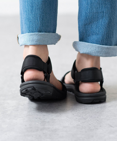 menue（メヌエ）の「シンプル ベルクロ スポーツサンダル（サンダル・レディース・ブラック/カーキ/ホワイト系その他/ピンクベージュ・23.0cm/24.0cm/25.0cm/26.0cm/27.0cm/22.0cm/18.0cm/19.0cm/20.0cm/21.0cm）」の10枚目の写真