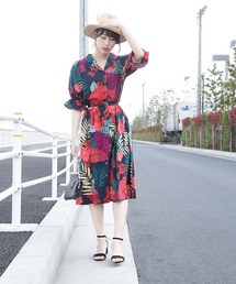 Libby&Rose（リビーアンドローズ）の「トロピカル柄5分袖オープン