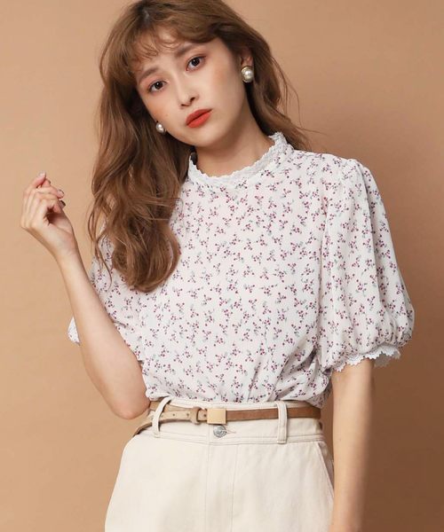 one after another NICE CLAUP(ワンアフターアナザーナイスクラップ)の「レース付きプチハイFlowerブラウス(シャツ/ブラウス・レディース・アイボリー/ホワイト系その他/ブラック/ブラック系その他・FREE)」の2枚目の写真