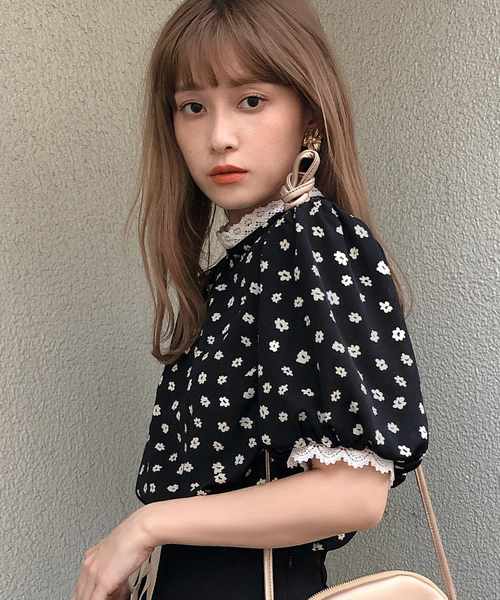 one after another NICE CLAUP(ワンアフターアナザーナイスクラップ)の「レース付きプチハイFlowerブラウス(シャツ/ブラウス・レディース・アイボリー/ホワイト系その他/ブラック/ブラック系その他・FREE)」の17枚目の写真