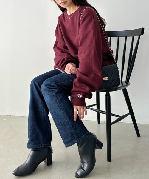 Champion（チャンピオン）の「【Champion Authentic sweatshirt】チャンピオン クルーネック スウェット プルオーバー サイズ展開多数 コットン 裏起毛 無地 9.0オンス（スウェット・レディース・ブラック/チャコールグレー/杢グレー/ネイビー/ホワイト/グリーン/マルーン/ダークグリーン/ベージュ/ピンクベージュ/ゴールド/オレンジ/ロイヤルブルー/レッド・S/M/L/XL）」の20枚目の写真