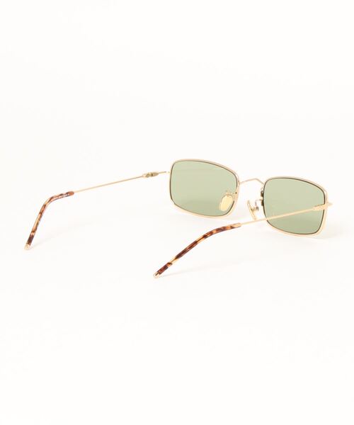 CHARLES & KEITH(チャールズ & キース)の「アセテート レクタングラーサングラス / Acetate Rectangular Sunglasses(サングラス・レディース・グリーン/ブルー・FREE)」の4枚目の写真