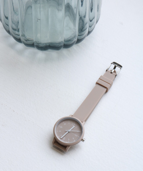 nattito(ナティート)の「〈nattito/ナティート〉Silicon Color Watch/シリコンカラーウォッチ ソダー(アナログ腕時計・レディース・ホワイト/ブラック/グレー/ピンク/ブルー/ベージュ/ライラック/ブラウン/ミント・38/28)」の12枚目の写真