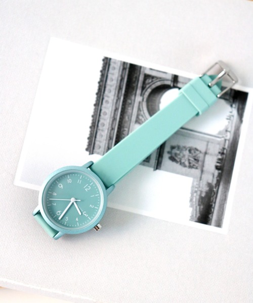 nattito(ナティート)の「〈nattito/ナティート〉Silicon Color Watch/シリコンカラーウォッチ ソダー(アナログ腕時計・レディース・ホワイト/ブラック/グレー/ピンク/ブルー/ベージュ/ライラック/ブラウン/ミント・38/28)」の17枚目の写真