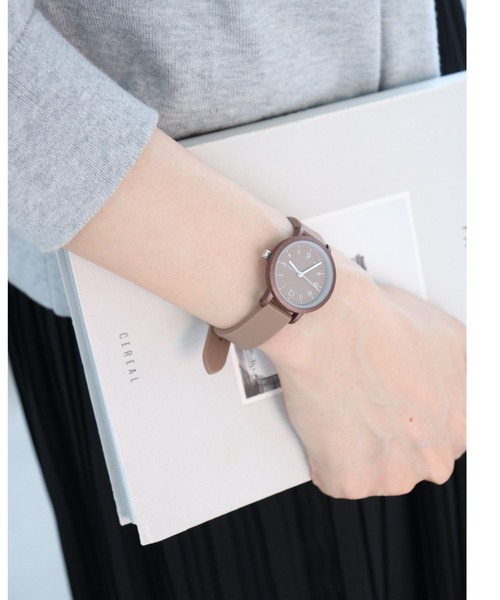 nattito(ナティート)の「〈nattito/ナティート〉Silicon Color Watch/シリコンカラーウォッチ ソダー(アナログ腕時計・レディース・ホワイト/ブラック/グレー/ピンク/ブルー/ベージュ/ライラック/ブラウン/ミント・38/28)」の19枚目の写真