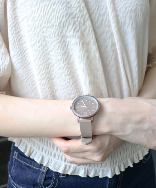 nattito(ナティート)の「〈nattito/ナティート〉Silicon Color Watch/シリコンカラーウォッチ ソダー(アナログ腕時計・レディース・ホワイト/ブラック/グレー/ピンク/ブルー/ベージュ/ライラック/ブラウン/ミント・38/28)」の21枚目の写真