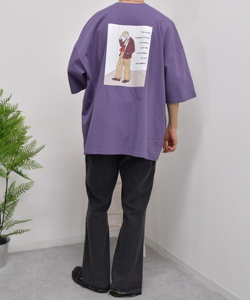 kutir(クティール)の「古着ガールプリントロゴTシャツ(Tシャツ/カットソー・メンズ・ホワイト/チャコールグレー/パープル/ライトグリーン・SMALL/MEDIUM/LARGE)」の5枚目の写真