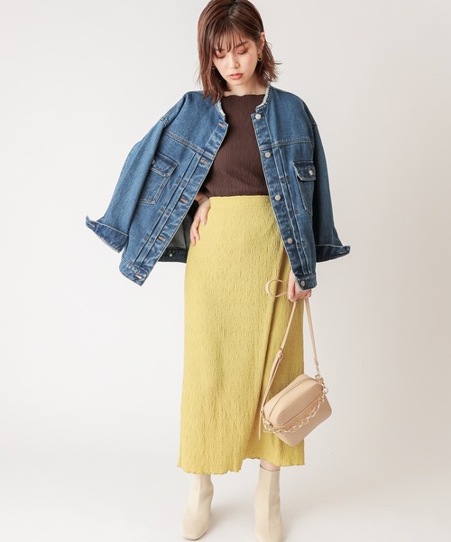 natural couture(ナチュラルクチュール)の「【WEB限定カラー有り】ぽこぽこ素材6分袖トップス(Tシャツ/カットソー・レディース・ブラック/ブラウン/オフホワイト/グリーン/ラベンダー/ピンクベージュ・FREE)」の17枚目の写真