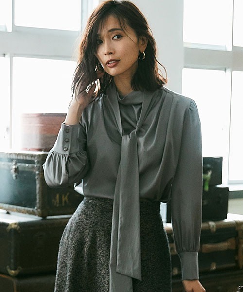 FRAY I.D - FRAY I.D ボウタイサテンブラウス FRAY I.D（フレイアイディー）の「ボウタイサテンブラウス