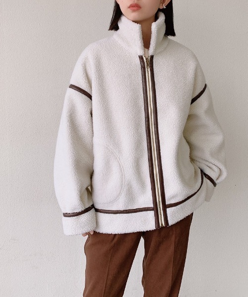 VANNIE U（ヴァニーユー）の「ボアムートンリバーシブルショートコート（ダウンジャケット/コート・レディース・ブラウン/ナチュラル・FREE）」の15枚目の写真