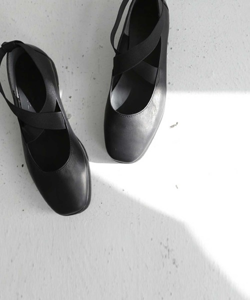 本革ゴアパンプス｜シューズ〈日本製〉antiqua antiqua（アンティカ）の「日本製。本革ゴアシューズ（パンプス