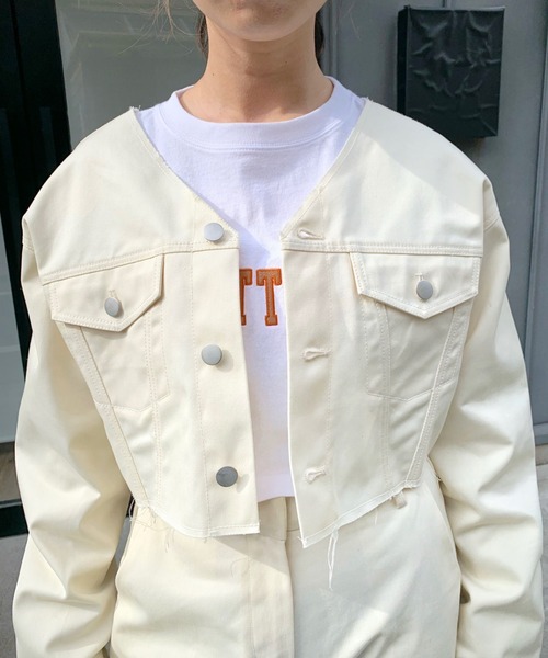 WHO'S WHO gallery(フーズフーギャラリー)の「T/Cツイルマイクロジャケット(ノーカラージャケット・レディース・オフホワイト/ブラック・FREE)」の20枚目の写真