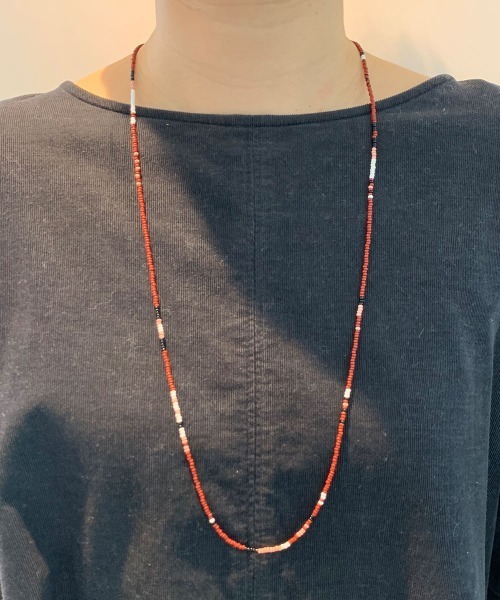 CHAN LUU（チャンルー）の「CHAN LUU x Ethical Fashion Initiative シードビーズ 5連ラップブレスレット AF-BRC-007（ブレスレット・レディース・ライトブルー/ワインレッド/ブラック/ネイビー・フリー）」の11枚目の写真