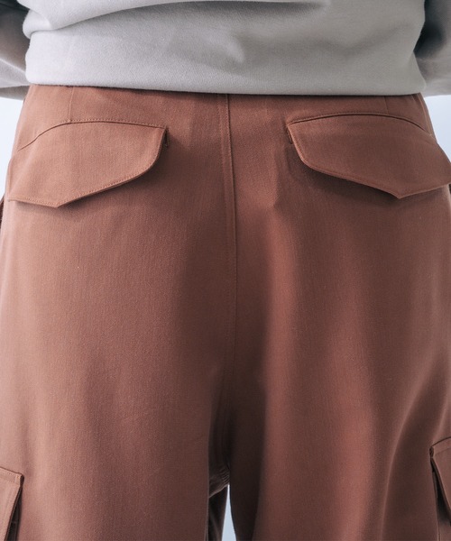 epnok（エプノック）の「サイドポケット付ワイドパンツ（その他パンツ・メンズ・テラコッタ/カーキ・LARGE/MEDIUM）」の13枚目の写真