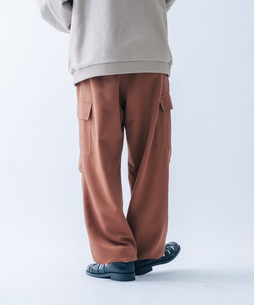epnok（エプノック）の「サイドポケット付ワイドパンツ（その他パンツ・メンズ・テラコッタ/カーキ・LARGE/MEDIUM）」の6枚目の写真