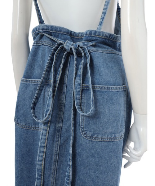 fifth（フィフス）の「フロントスリットデニムジャンパースカート（ワンピース・レディース・ブラック/ブルー・MEDIUM）」の6枚目の写真