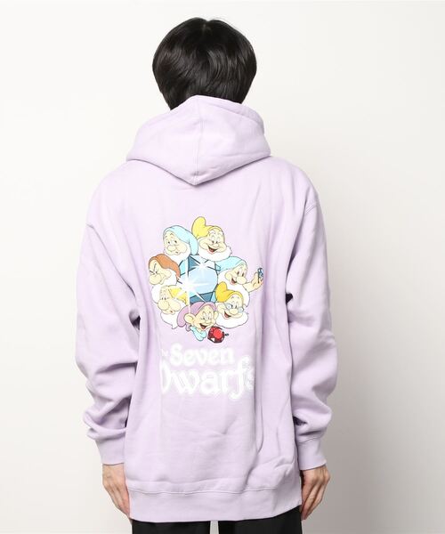 Diamond SUPPLY CO.（ダイアモンドサプライ）の「Diamond Supply Co./ダイアモンド ディズニー ビッグシルエット バックプリントパーカー B20DMPF103（パーカー・メンズ・ホワイト/パープル・S/M/L/XL）」の2枚目の写真