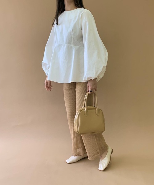 Amiur（エミレ）の「cotton hem wide blouse（シャツ/ブラウス・レディース・ブラック/ベージュ/アイボリー・FREE）」の19枚目の写真