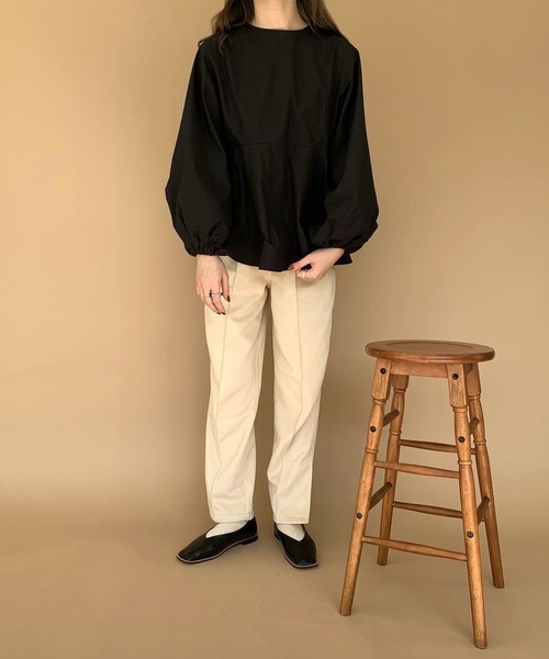 Amiur（エミレ）の「cotton hem wide blouse（シャツ/ブラウス・レディース・ブラック/ベージュ/アイボリー・FREE）」の11枚目の写真