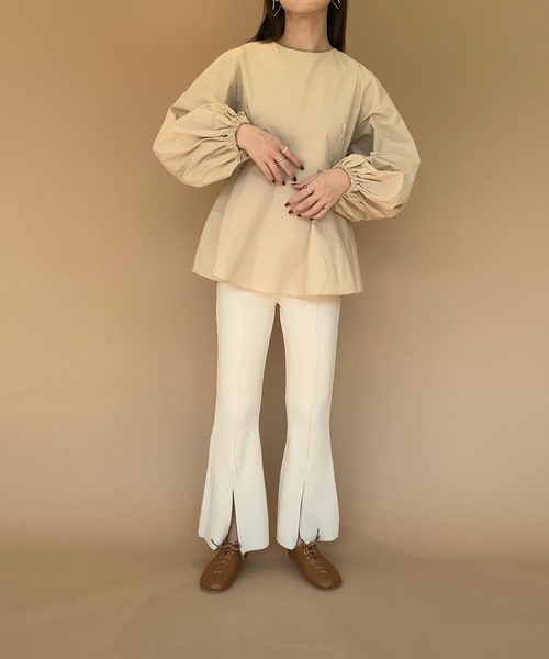 Amiur（エミレ）の「cotton hem wide blouse（シャツ/ブラウス・レディース・ブラック/ベージュ/アイボリー・FREE）」の20枚目の写真