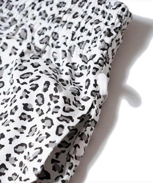 COOKMAN（クックマン）の「Cookman クックマン シェフショートパンツ ハーフパンツ イージーパンツ  スノーレオパード（その他パンツ・メンズ・ホワイト・MEDIUM/LARGE/X-LARGE）」の2枚目の写真